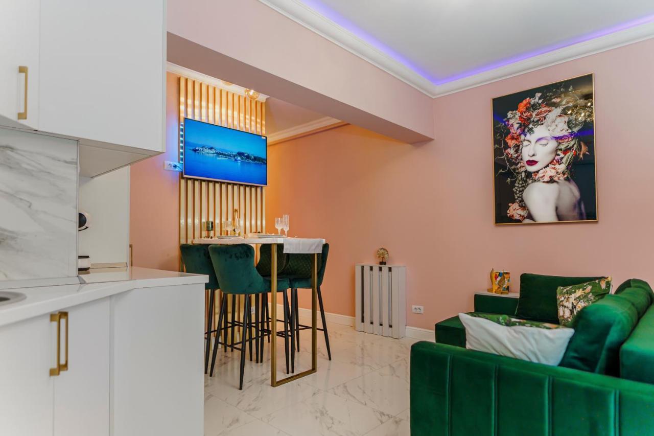 Del Mar Mamaia-Vega Studio Apartment Exterior photo